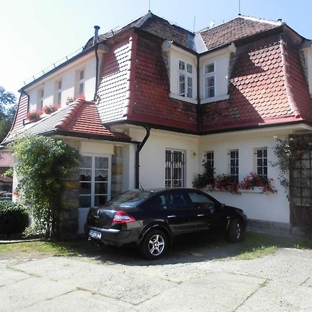 Hotel Penzion Laguna Kunratice  Exterior foto