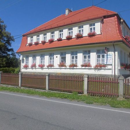 Hotel Penzion Laguna Kunratice  Exterior foto