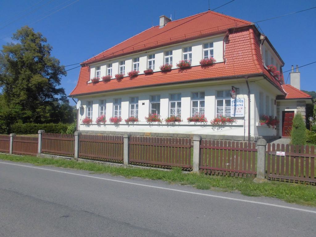 Hotel Penzion Laguna Kunratice  Exterior foto